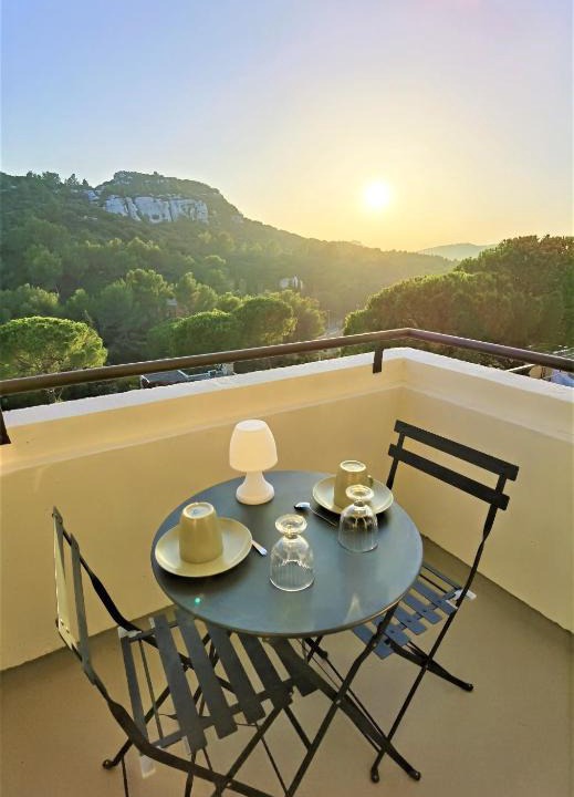 Les Baux-de-Provence Apartment | Le Baussenc Appart'Hôtel
