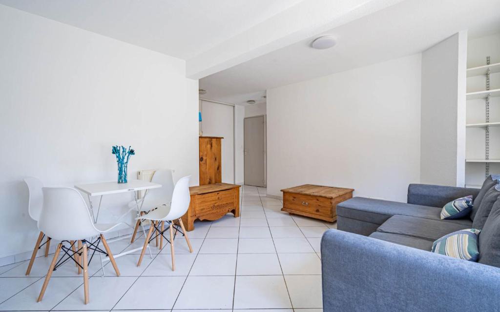 La Conception Apartment | "Le Calypso" Confortable appartement avec balcon pour 4 personnes à Marseille