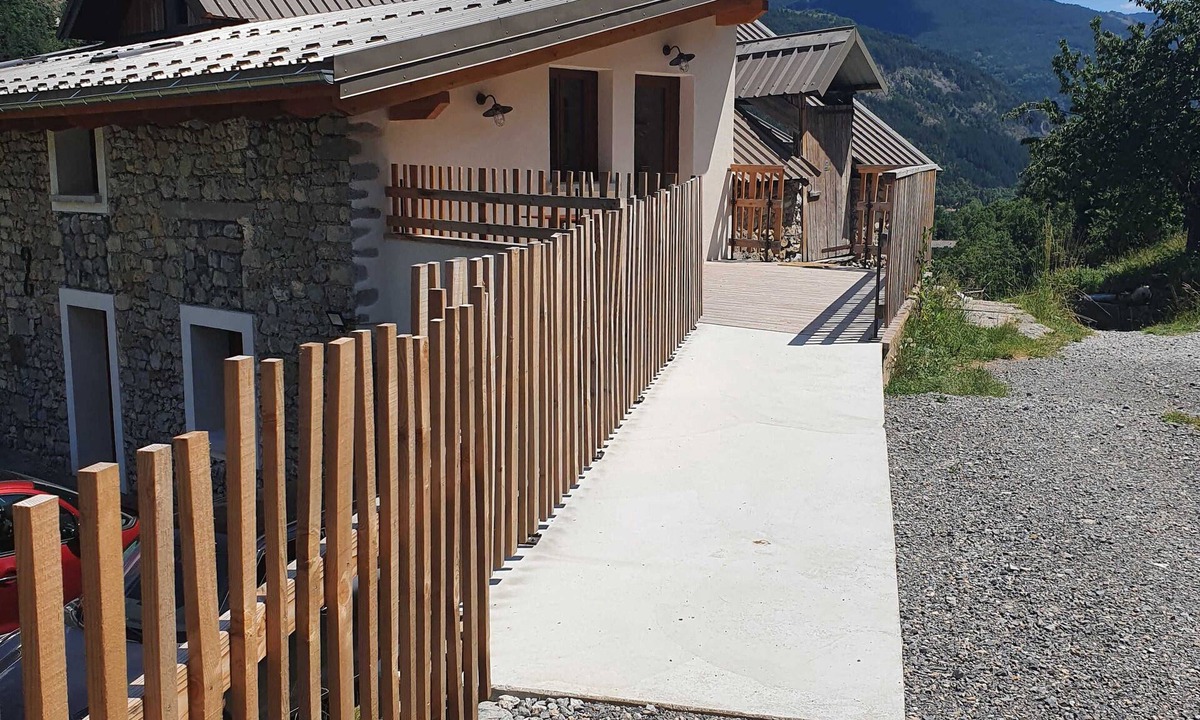 Guillaumes House | Le Colorado - GUILLAUMES