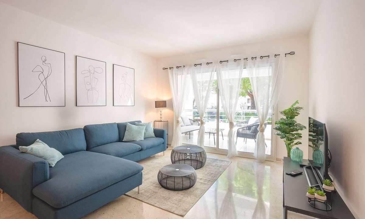 Cannes Apartment | Le Dolce Vita