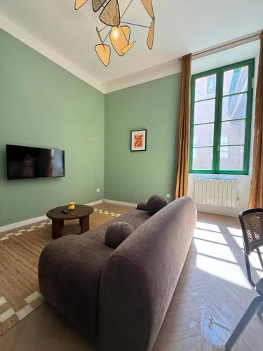 Nimes City Centre Apartment | le jasmin elegant cocon au coeur de nimes