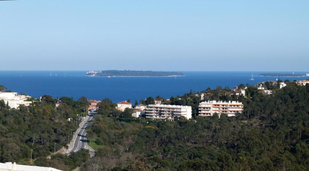 Mandelieu-La-Napoule Apartment | Le JASMIN