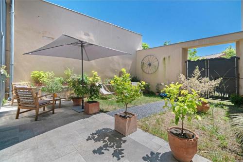 Lapenne House | Le Logis des Abeilles