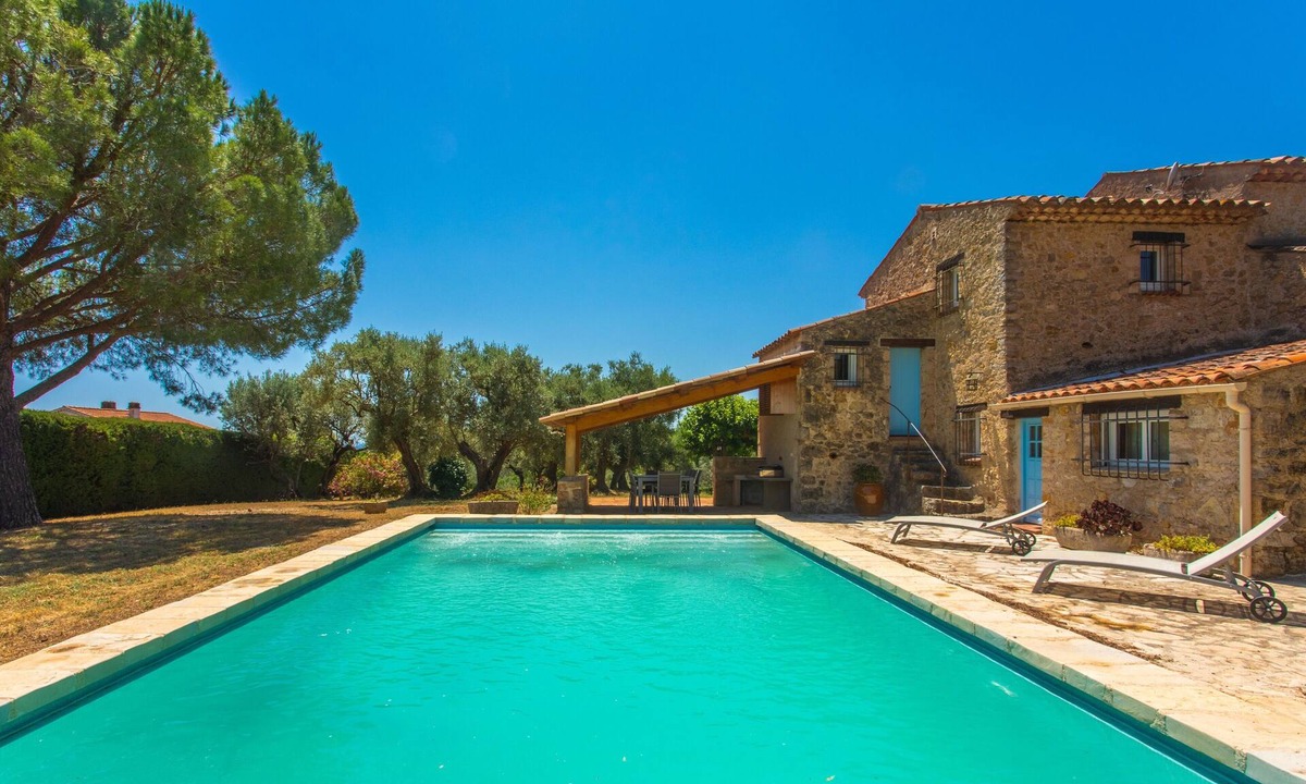 Tourrettes Villa | Le Mas Valou, stone villa with pool
