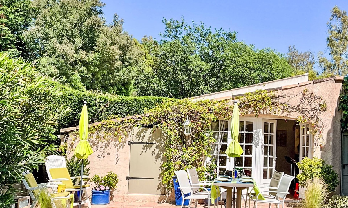 Gassin House | Le Mimosa St Laurent by Interhome