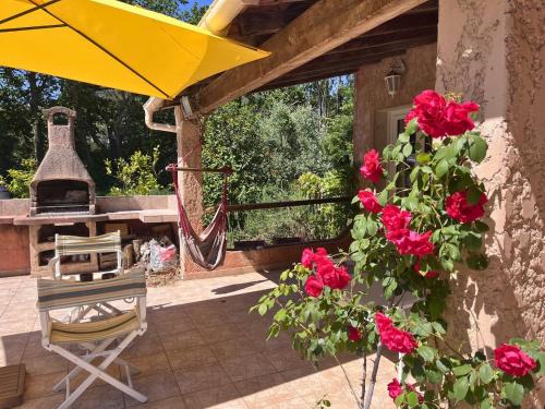 Pierrefeu-du-Var Villa | Le Refuge House in Provence