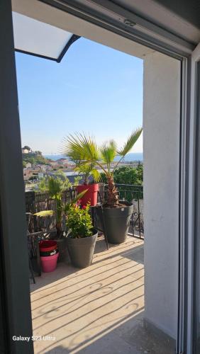 16th Arrondissement Apartment | Le soleil de l'estaque