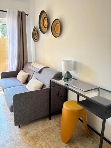 Noves Apartment | Le studio de Marie