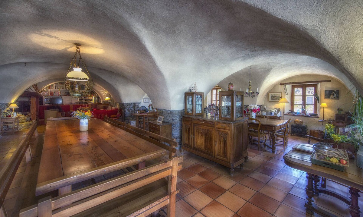 Enchastrayes House | "Le Vivier" farm, Large Gite (10-20 people) Ubaye Valley.
