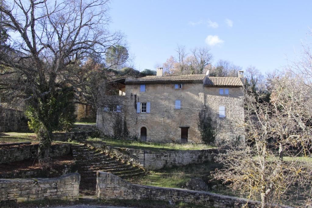 Sivergues House | Les Grottes