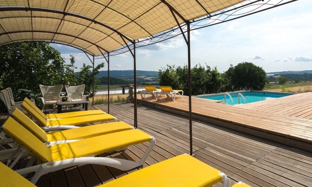 Lurs Apartment | Les Volets - two-bedroom apartments with terrace