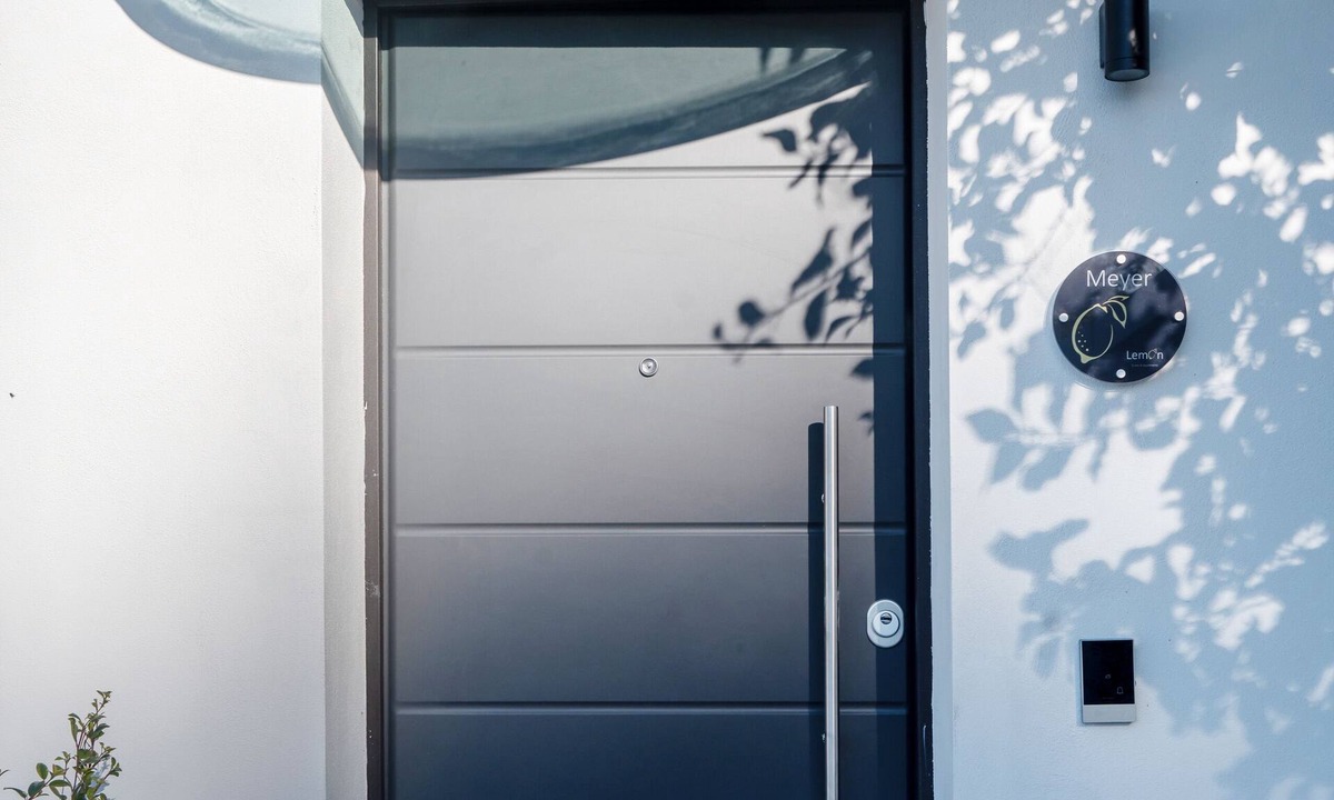 Ostiense Apartment | LLEMON SUITES APARTMENTS Appartamento Meyer Ostiense Basilica San Paolo