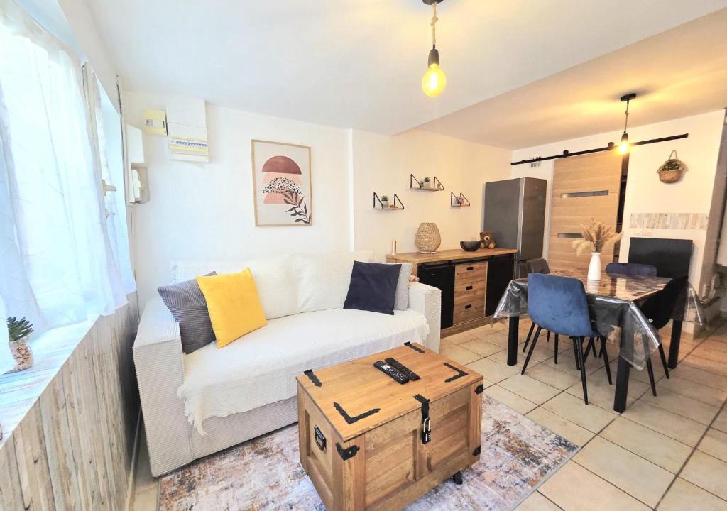 8th Arrondissement Apartment | Loù Cabanoù