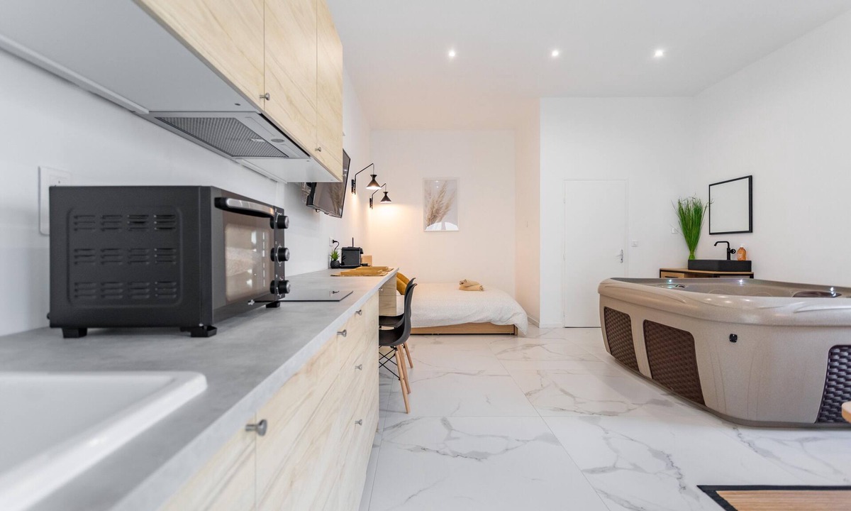 La Valentine Apartment | Loft 35 m 2 Love Room Private Jacuzzi