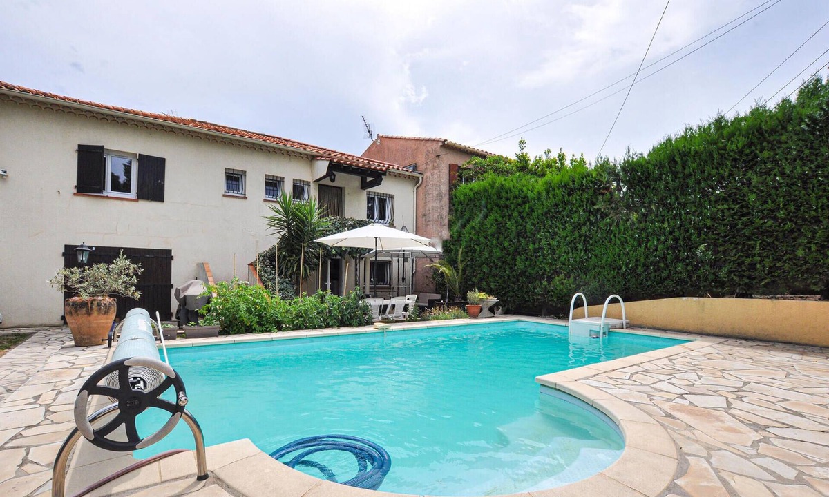 Port Cogolin Apartment | Lovely apartment in Cogolin with swimming pool