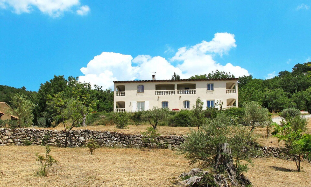 Bauduen Villa | Lovely apartment in villa for 6 people with WIFI, TV, terrace, pets allowed and panoramic view