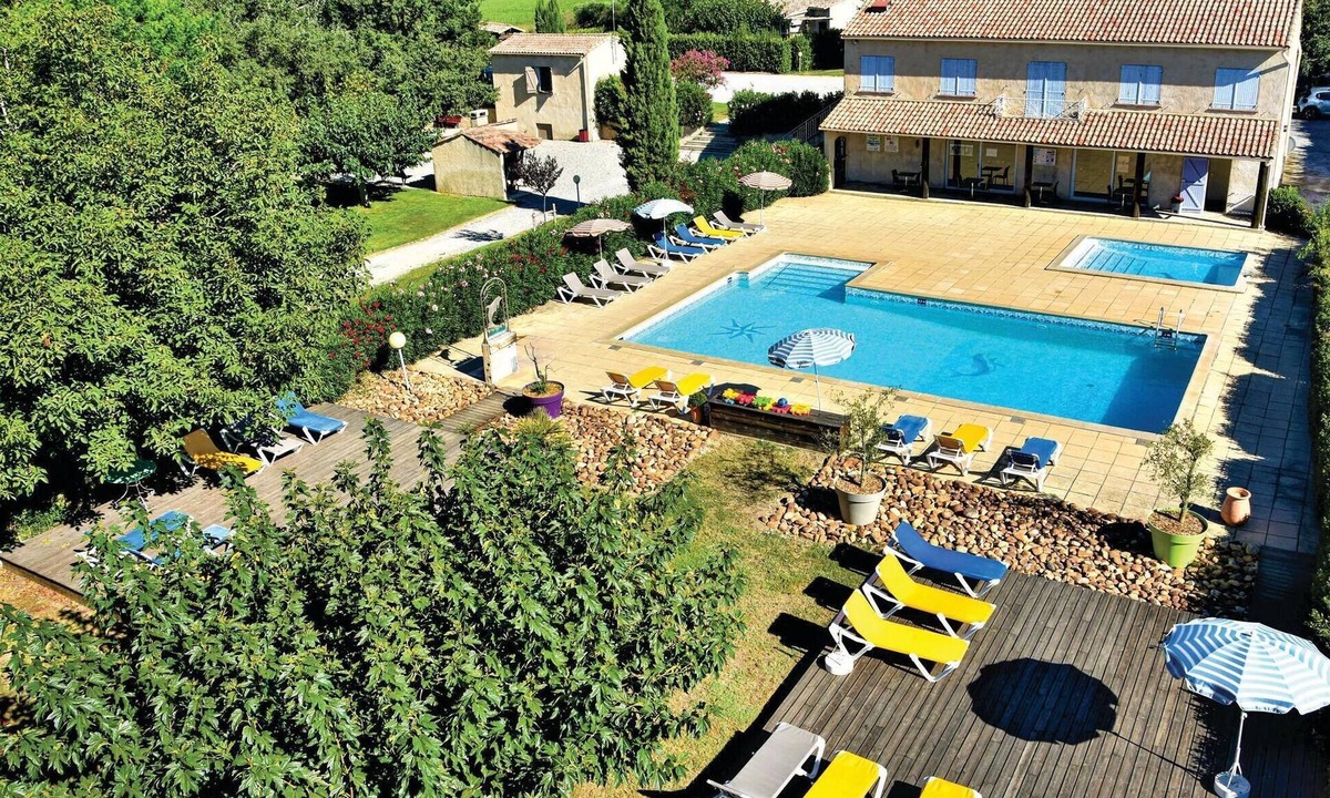 Raphele-les-Arles House | Lovely home in Raphèle-lès-Arles with WiFi