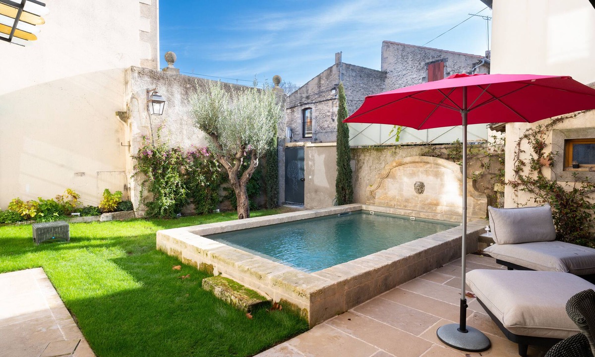 St.-Remy-de-Provence House | Luxurious Bastide in the center of St Remy, quiet location, heated swimming pool