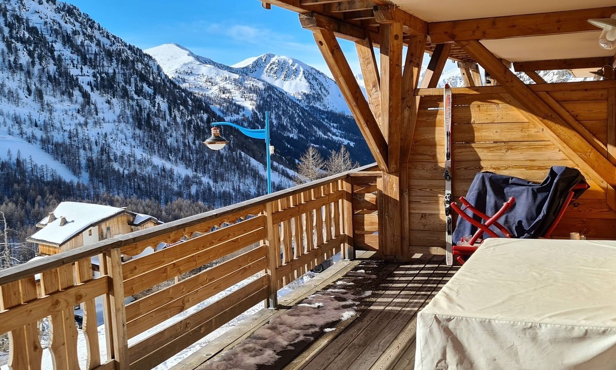 Isola Apartment | LUXURIOUS APARTMENT * 8PERS * WIFI * VIEW ON THE SLOPES