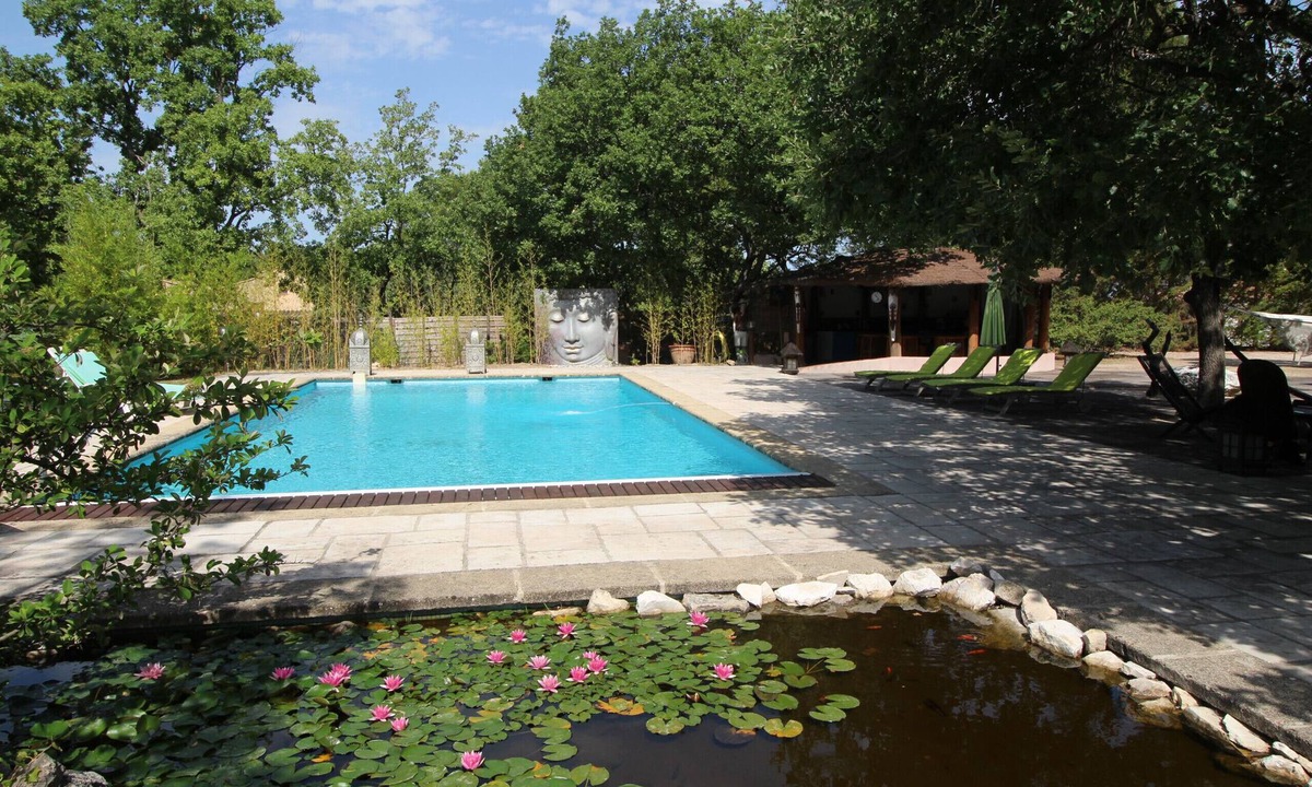 Eguilles Villa | Luxury villa in Aix-en-Provence, private pool, pool house, jacuzzi