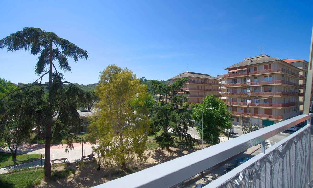 Rezza Apartment | Magirina House