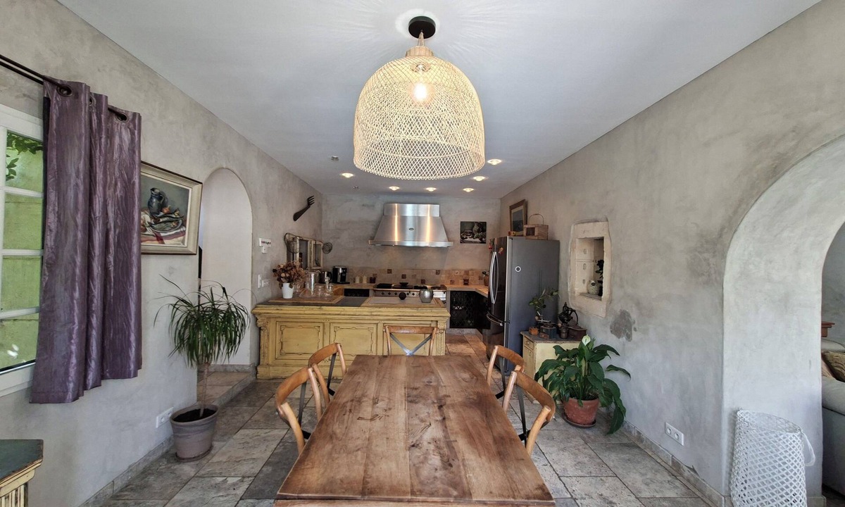 Arles House | Magnificent Mas near Arles