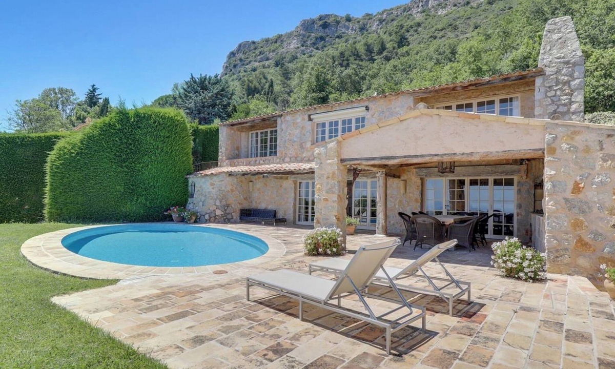 Vence Villa | Magnificent Villa with Panoramic Sea View - 5 Suite Bedrooms - BBQ - 8 Guests