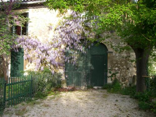 Noves House | Maison charmante avec terrasse et jardin à Noves