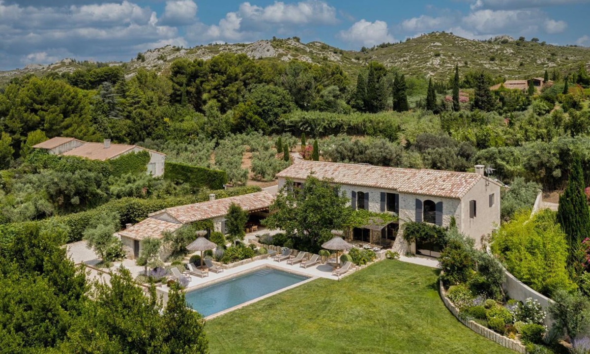 Maussane-les-Alpilles Villa | Maison De Marbre - Five Bedroom Villa, Sleeps 10