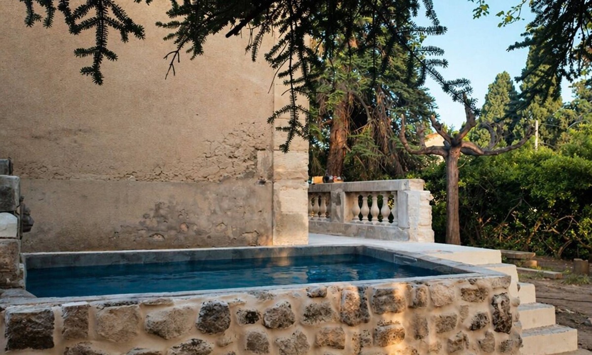 Beaucaire House | Maison de maître en Provence - Charming and old-fashioned in the countryside