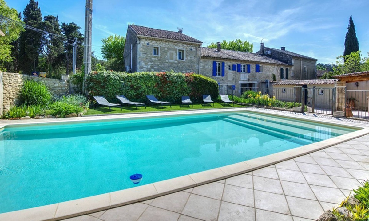 St.-Remy-de-Provence Villa | Maison Nourat - Four Bedroom Villa, Sleeps 8