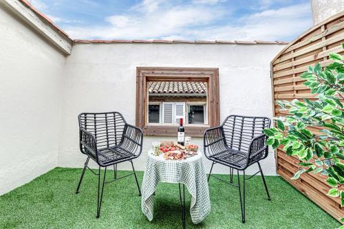 Old Town Apartment | Maison Sibille - Au coeur de Saint-Tropez