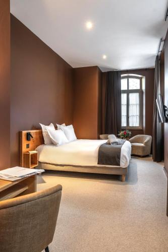 Briancon Hotel | Maison Soyeuse