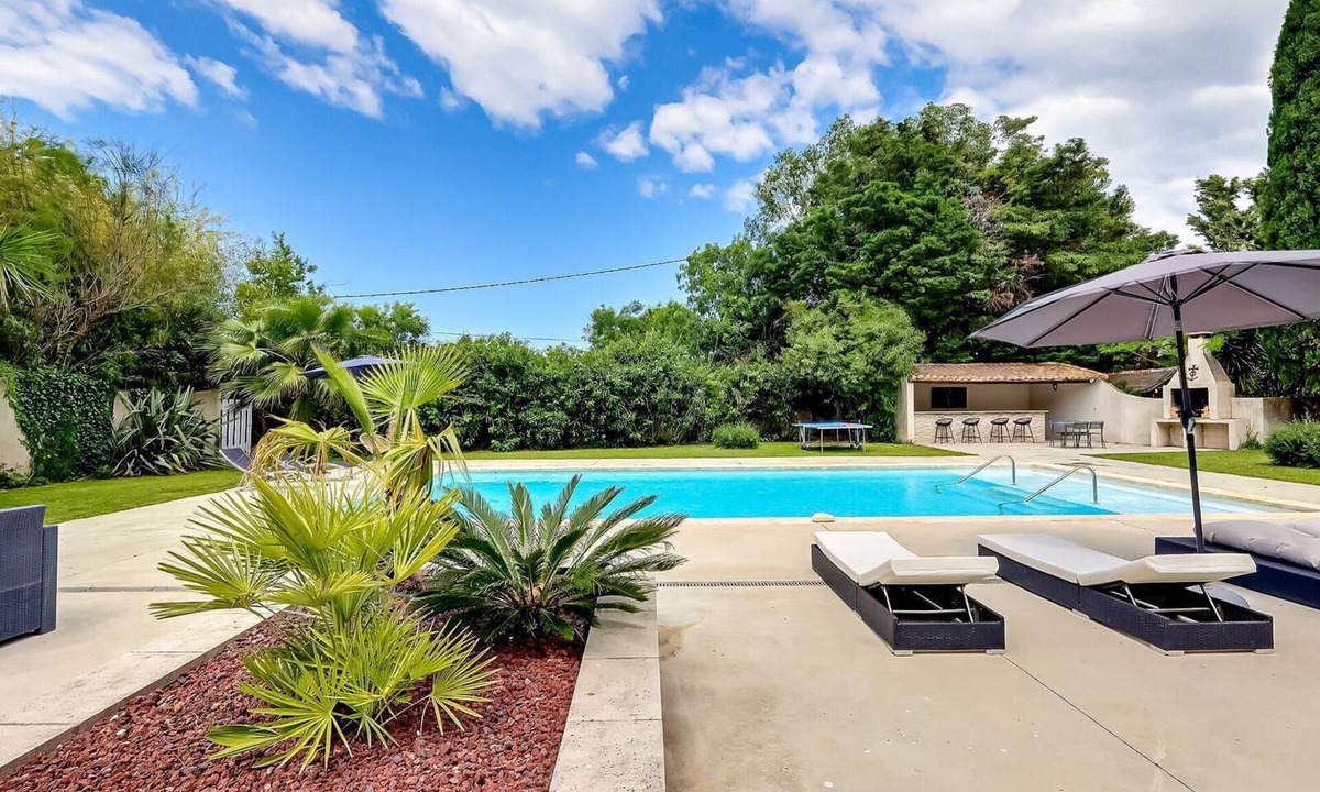 Saint-Gilles Other | Mas de la Palunette with swimming pool and air conditioning