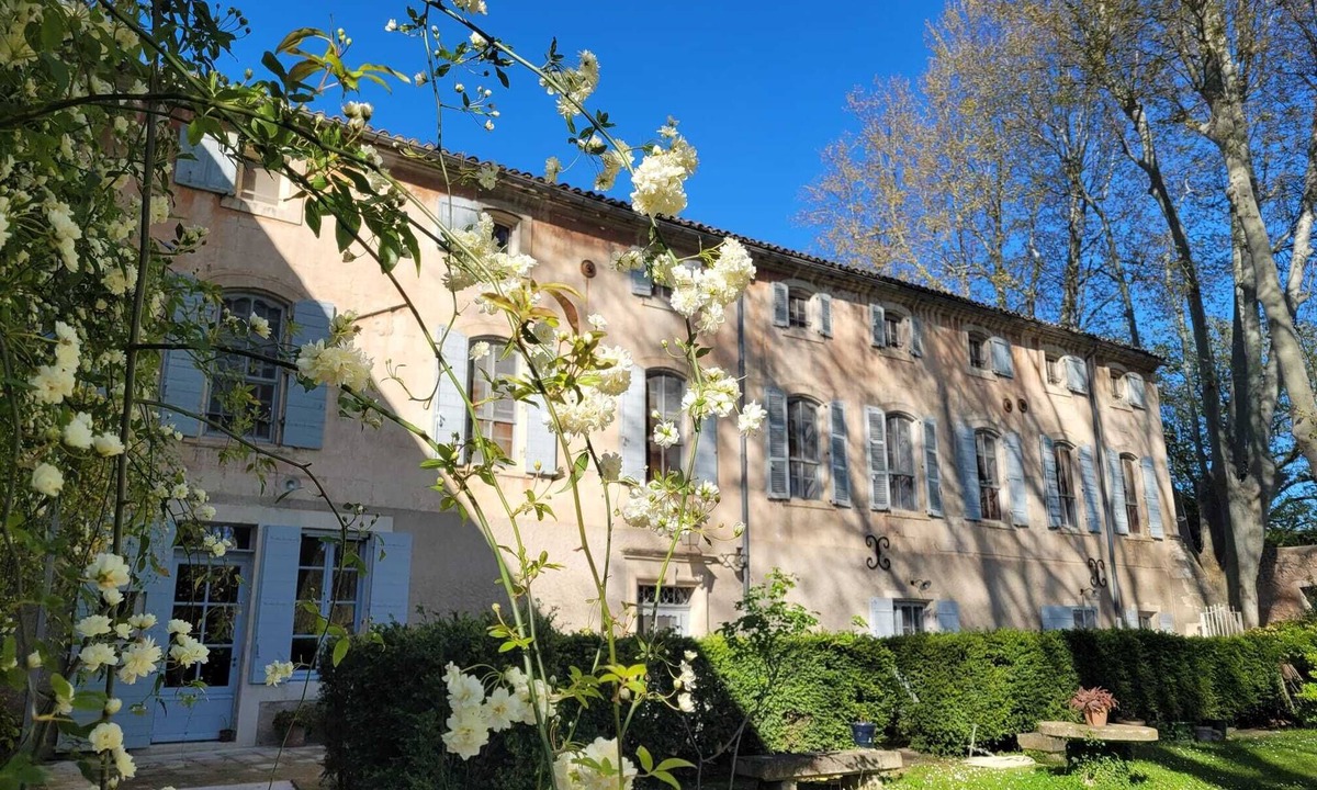 Maussane-les-Alpilles House | Mas Saint Roman in the Alpilles La Pichoulino