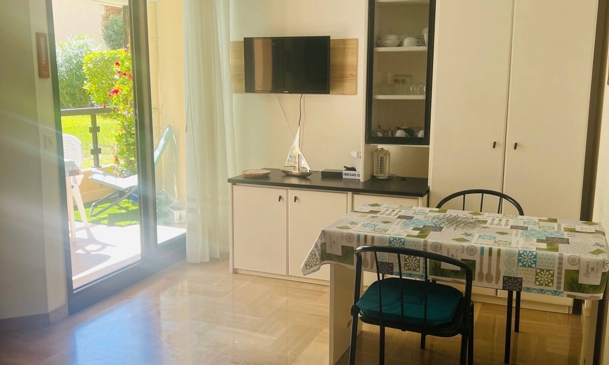 Menton Apartment | Menton Studio near the sea