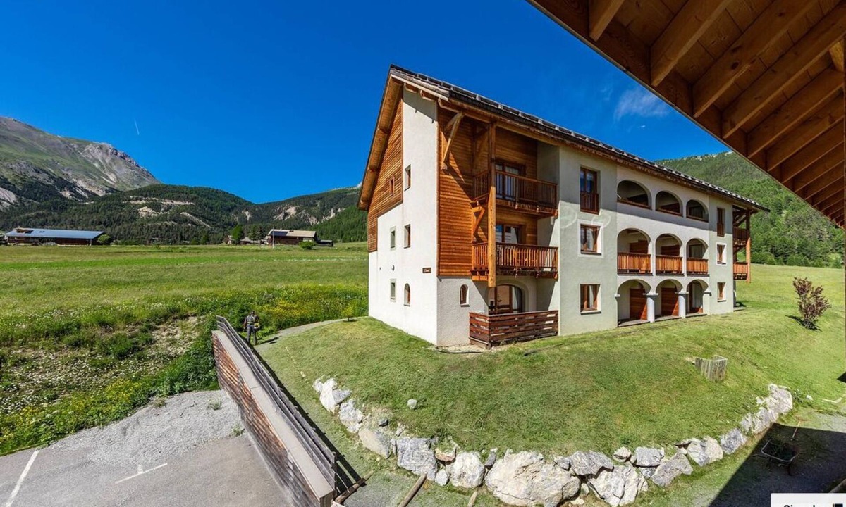 Arvieux Apartment | Meublé de tourisme * - Pied des pistes - 6 pers - Swimming pool - Internet Fibre THD