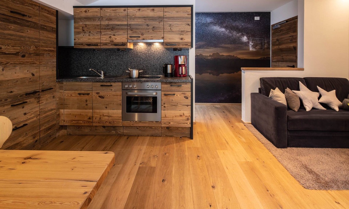 Collepietra Apartment | Modern Holiday Apartment "Sonnleiten Sterngucker 7" with Wi-Fi