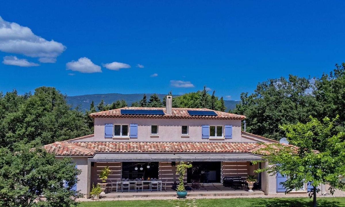 Tourrettes Villa | Modern Villa in Tourrettes with Swimming Pool