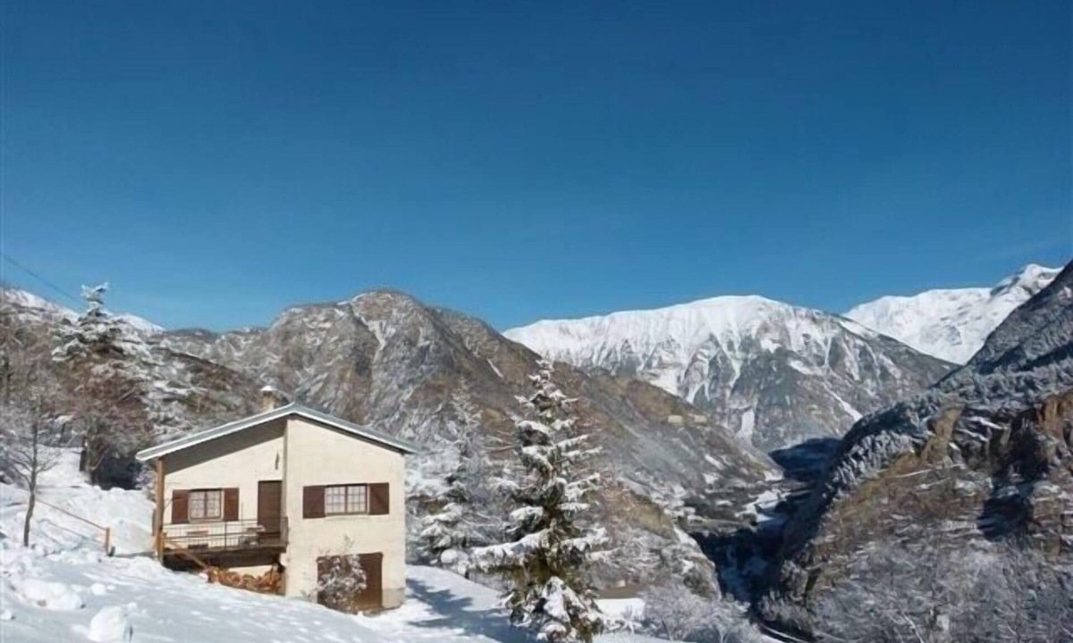 La Condamine-Chatelard Ski Chalet | Mountain chalet