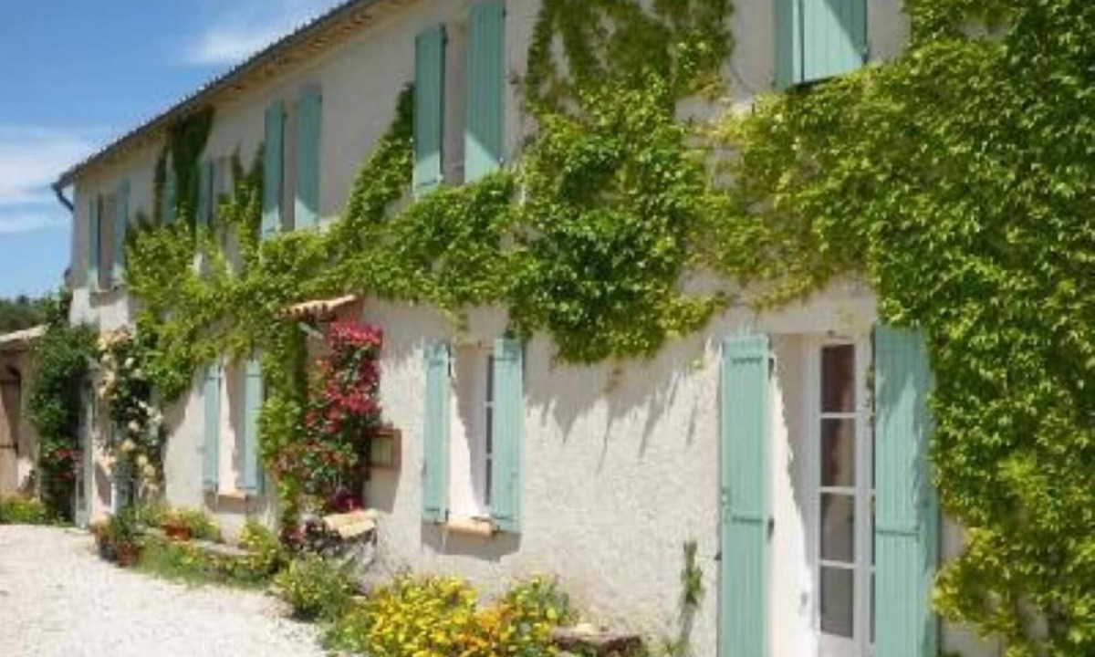 Moustiers-Sainte-Marie Cottage | MOUSTIERS SAINTE MARIE INDEPENDENT APARTMENT IN PRETTY CLOSE VIEW AND QUIET