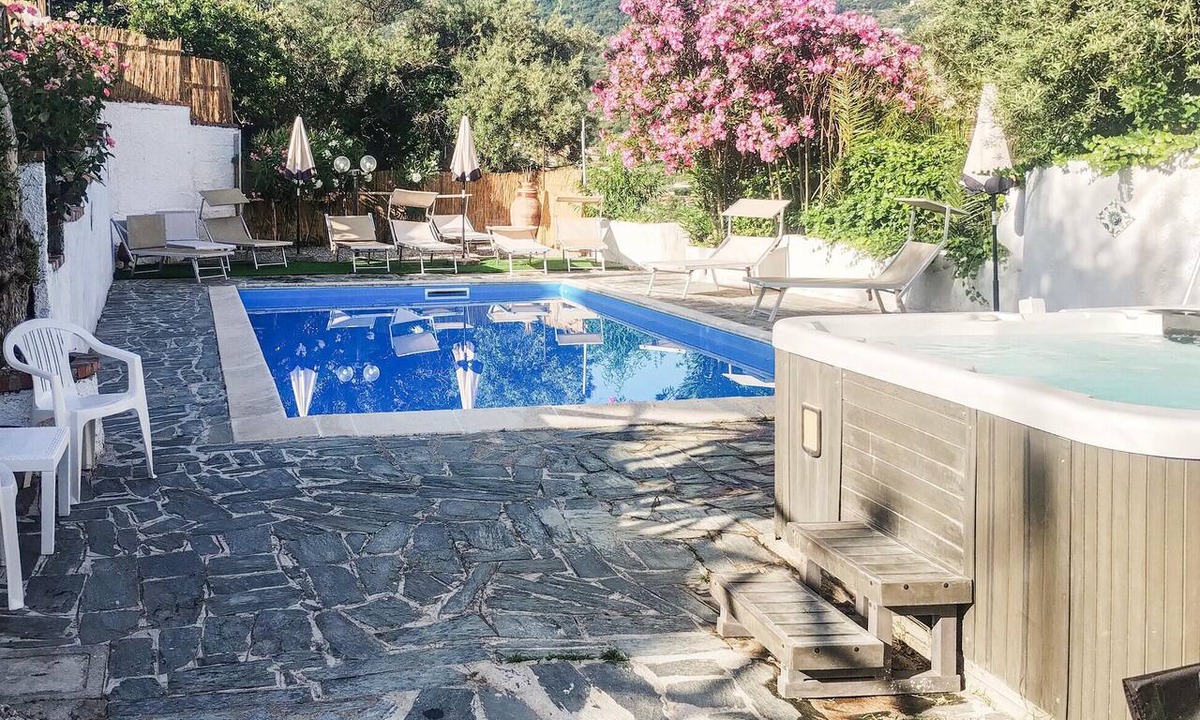 Gioiosa Marea House | Nice home in Gioiosa Marea