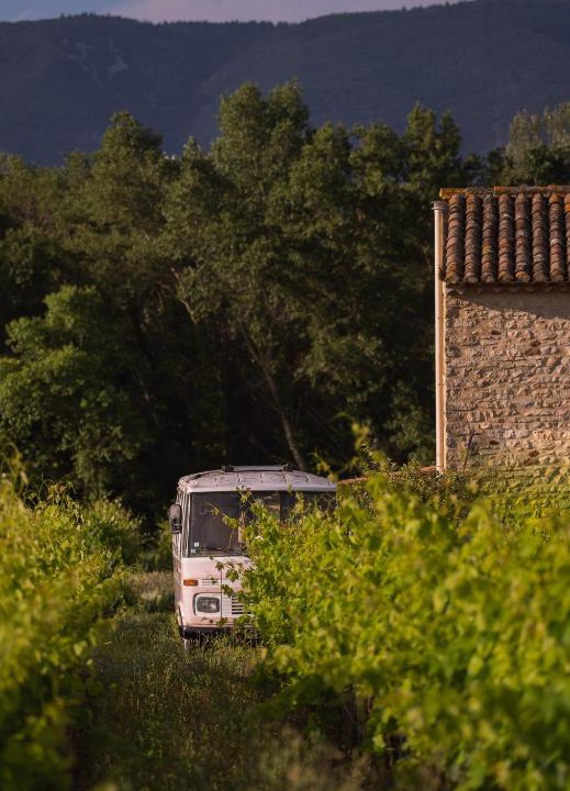 Goult Other | Nuit insolite au milieu des vignes