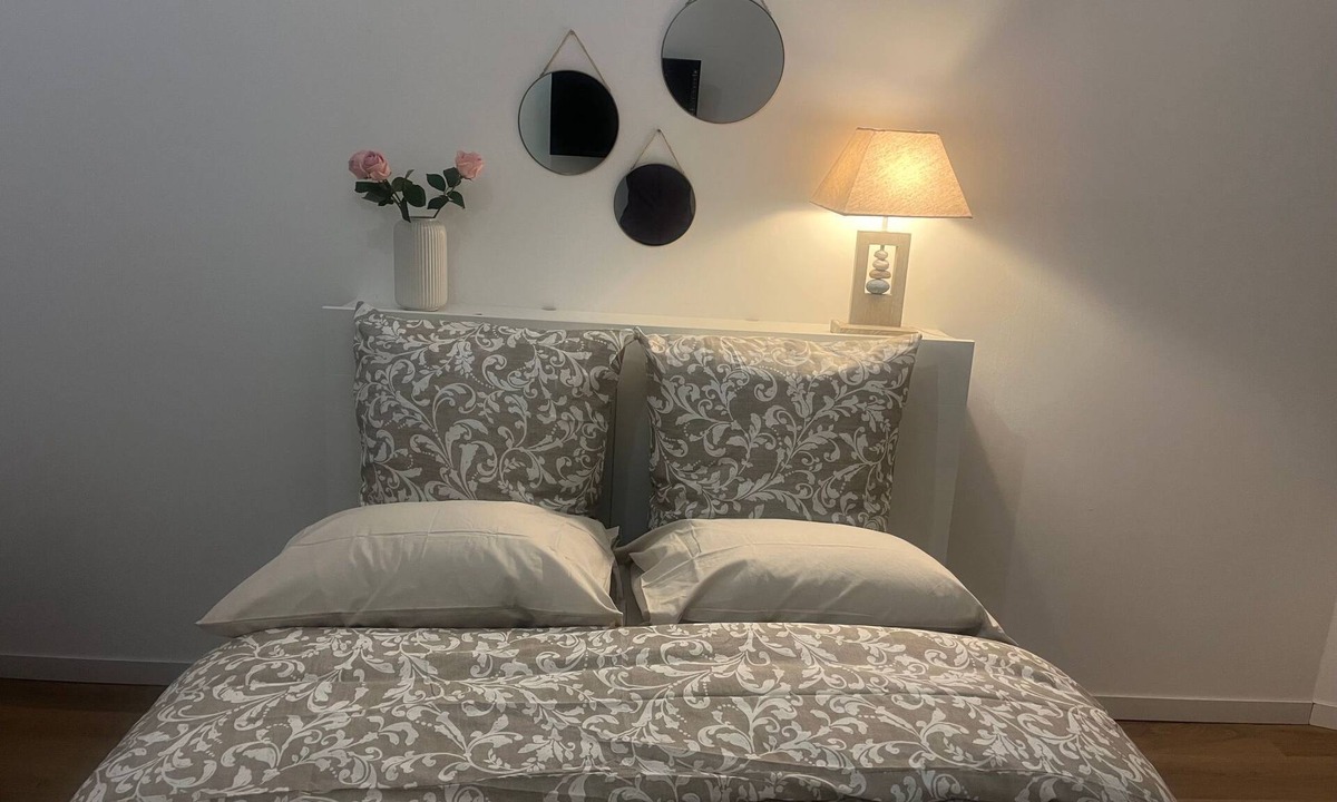 Carros Apartment | Oberseite der Villa Les Tilleuls by Interhome