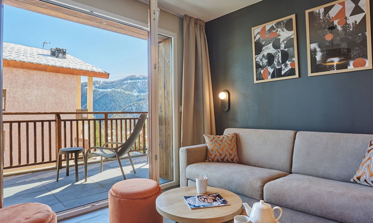 Saint-Etienne-de-Tinee Apartment | Odalys Collection Le Mont d'Auron by Interhome
