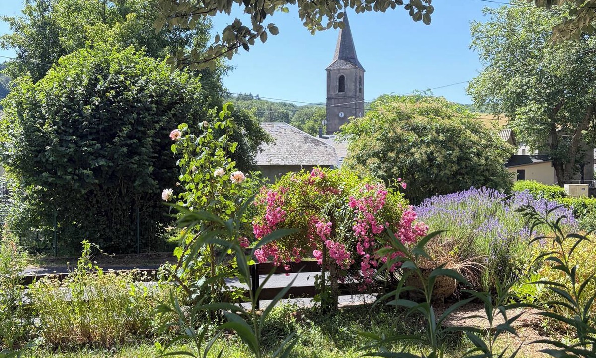 Fraisse-sur-Agout House | Oustal Fraïssignol, a comfortable guesthouse