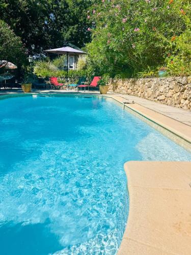 Tourrettes-sur-Loup Apartment | Paisible Rez-de-jardin de villa - Côte d'Azur