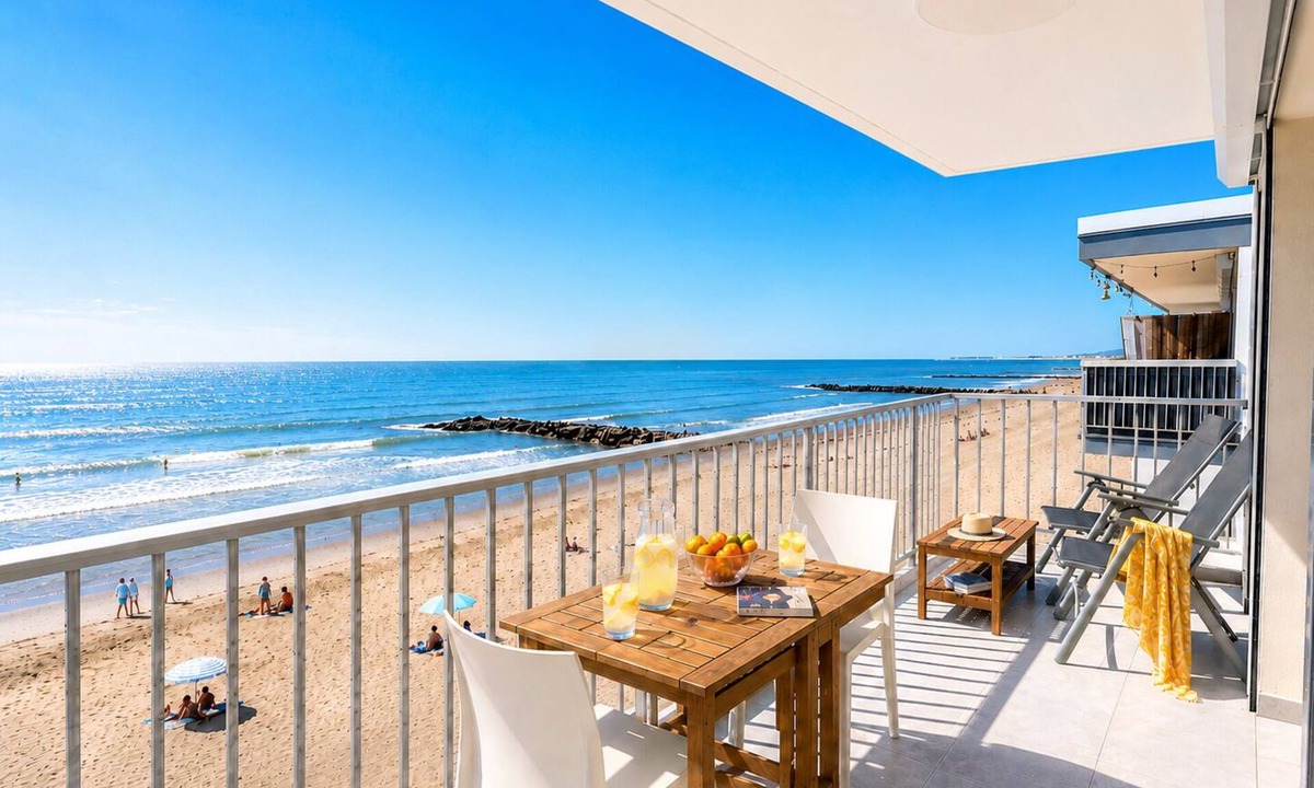 Palavas-les-Flots Apartment | Palhawai Golden Sands & Endless Blues