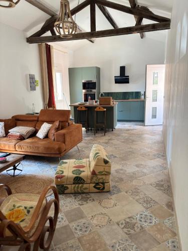 Port-Saint-Louis-du-Rhone Apartment | Patio en Camargue