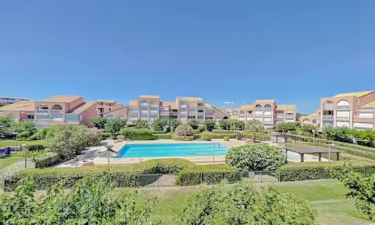 Palavas-les-Flots Apartment | Patio Sable sleeps 4,☀️Climatisé☀️Piscine☀️Parking